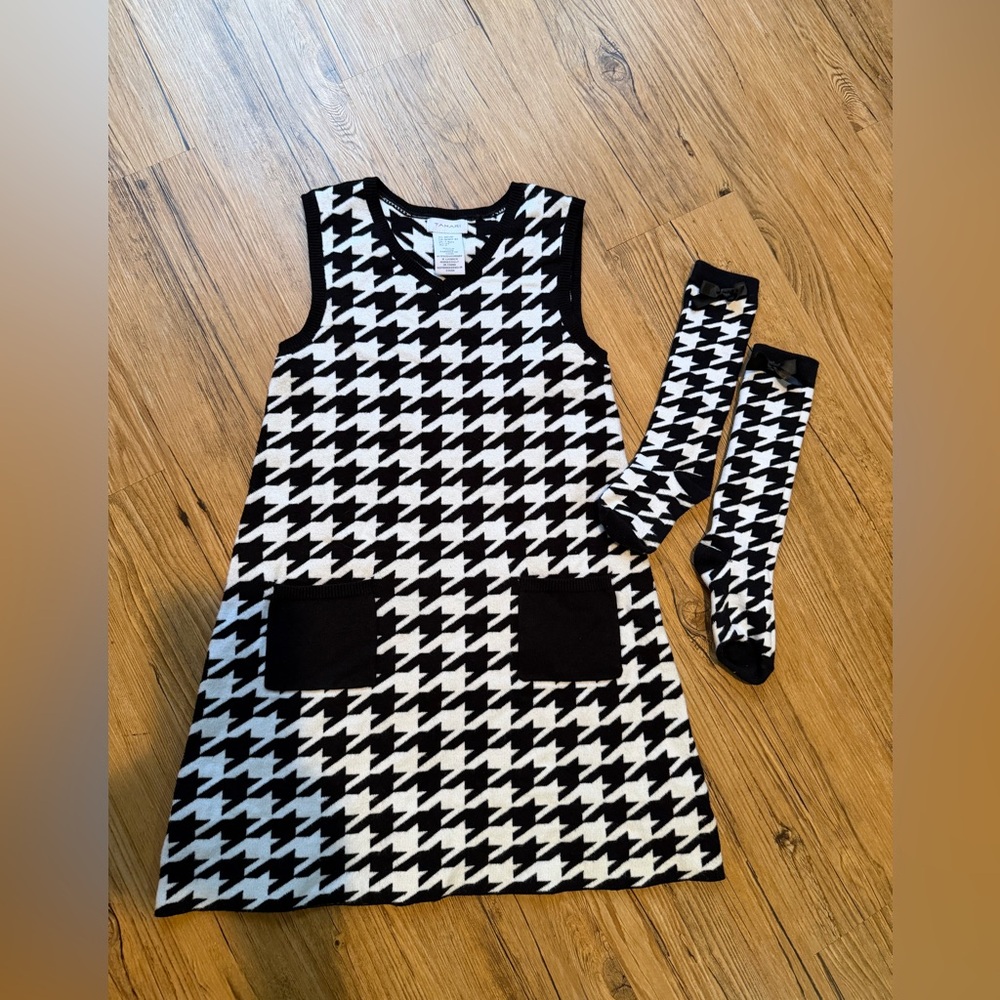 Tahari Black and White Houndstooth Kids Nightgown with Socks